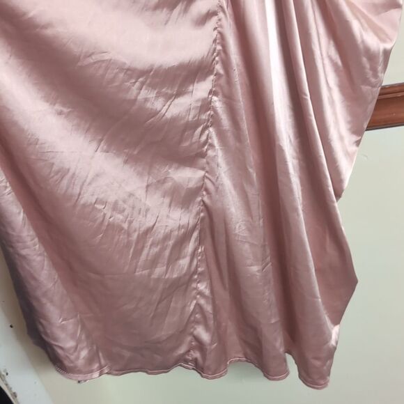 PrettyLittle‎ Thing Rose Pink Satin Cowl Strap Midi Dress Size 12 - Picture 11 of 14